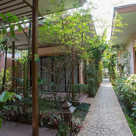 Ploykhumthong Boutique Resort Bangkok Luaran gambar