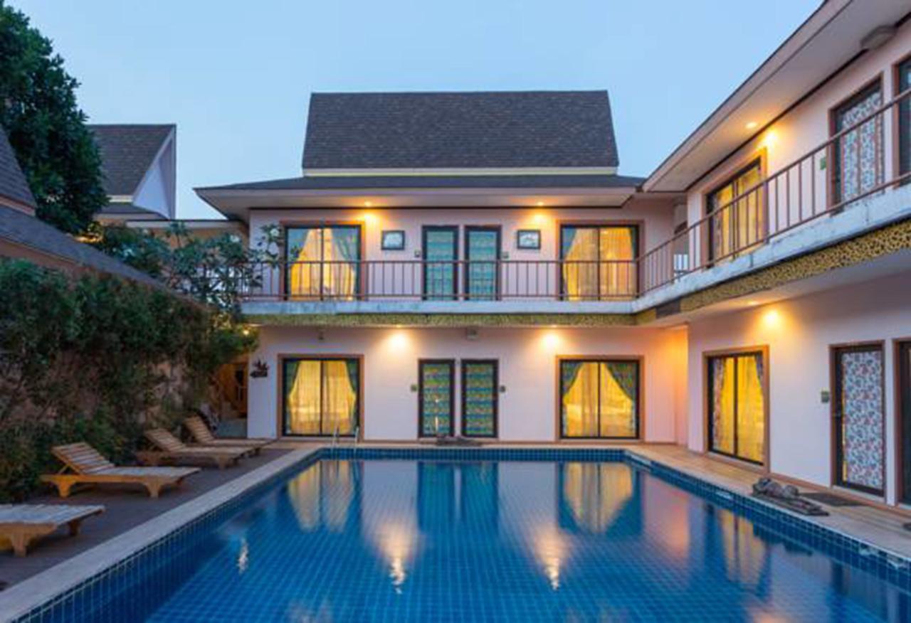 Ploykhumthong Boutique Resort Bangkok Luaran gambar