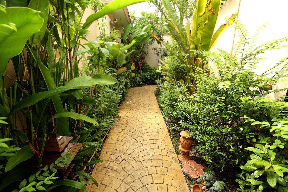 Ploykhumthong Boutique Resort Bangkok Luaran gambar