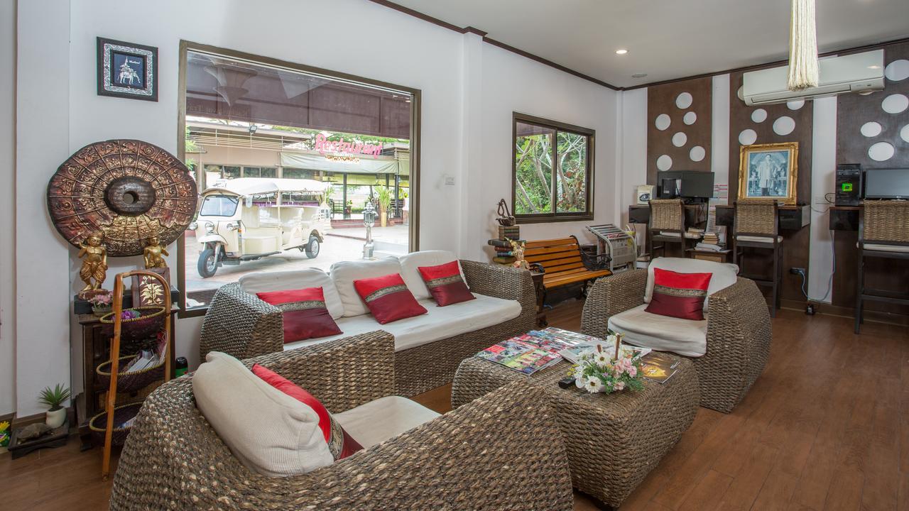 Ploykhumthong Boutique Resort Bangkok Luaran gambar